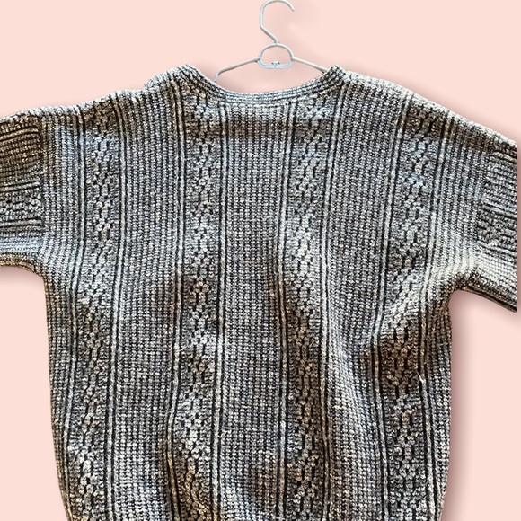 Burberry crewneck size L - Picture 2 of 2